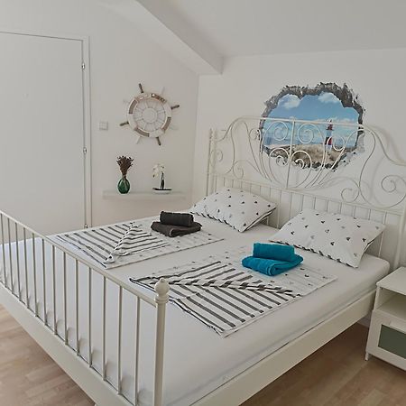 Seny&Siky Appartement Crikvenica Buitenkant foto